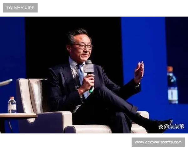 姚明携手蔡崇信出席AUBL决赛颁奖 共议推动亚洲校园篮球未来发展 姚明携手蔡崇信出席AUBL决赛颁奖 共议推动亚洲校园篮球未来发展